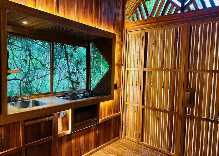 Tamarindo Pura Selva Eco Tree House * Guatemala de Santa Rosa
