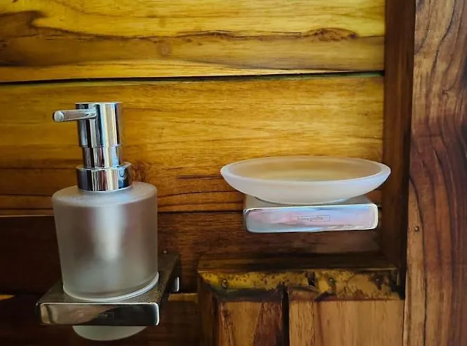 Tamarindo Pura Selva Eco Tree House Lodge *